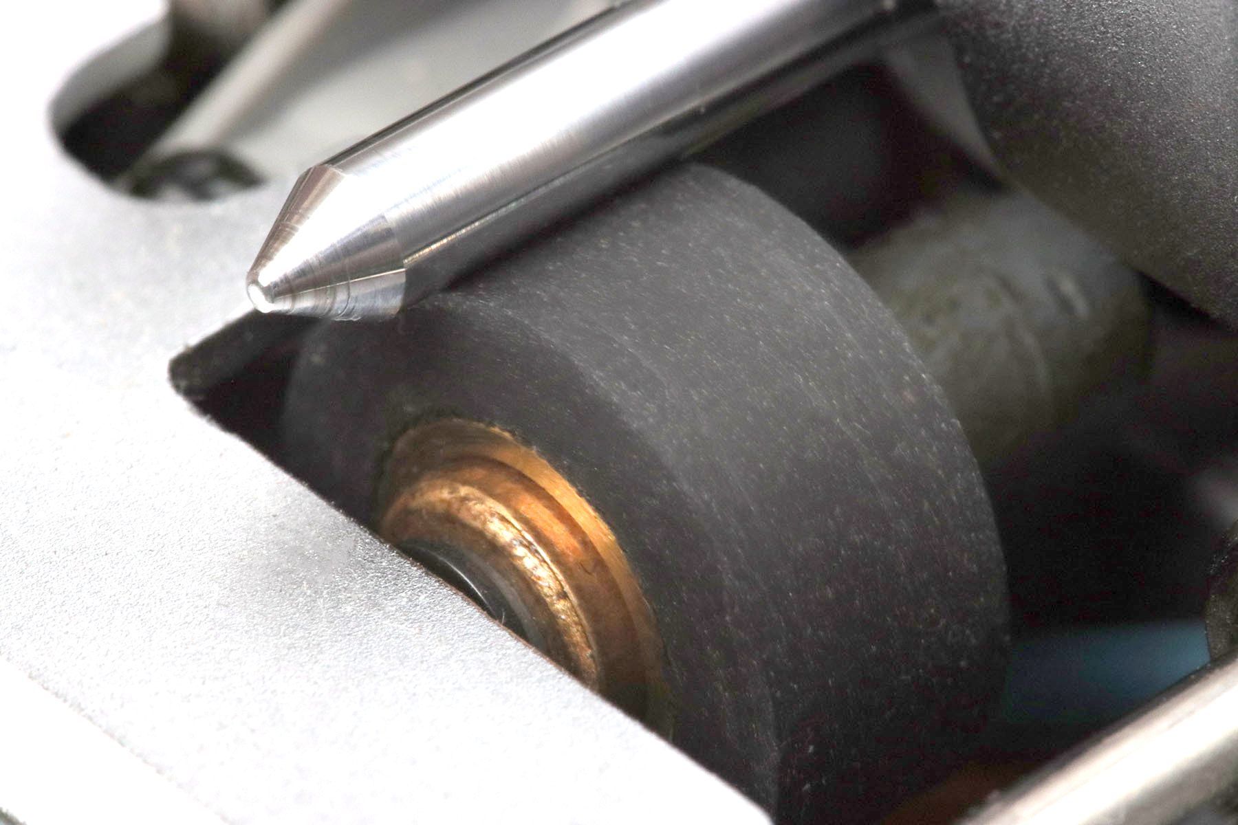 Revox B710, B215, Studer A710 mit Premium-Hifi Präzisionsandruckrolle rechts Revox B710, B215, Studer A710 mit Premium-Hifi Präzisionsandruckrolle rechts