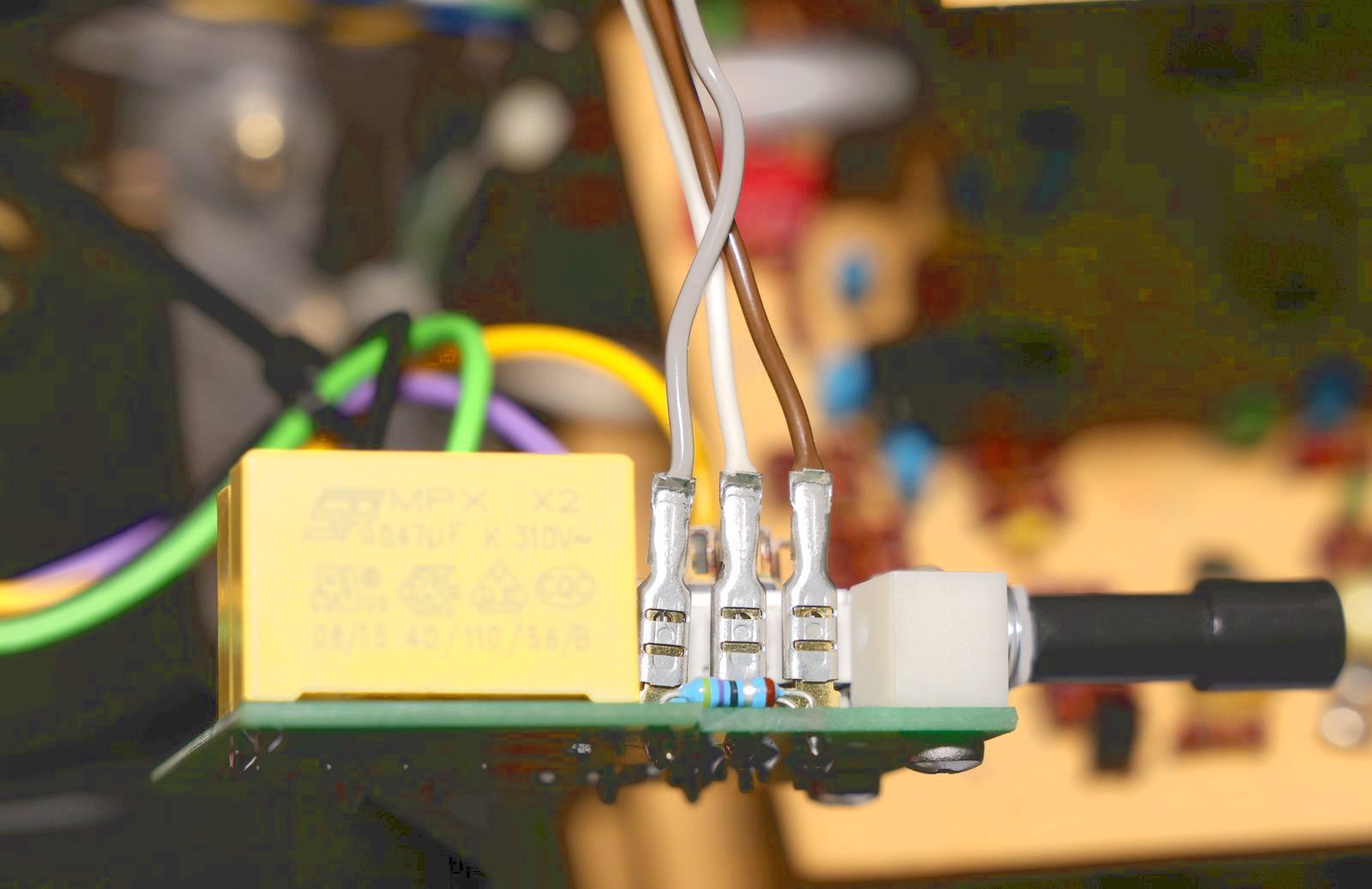 Motor voltage connections for Studer Revox B77 from Premium-Hifi Motor voltage connections for Studer Revox B77 from Premium-Hifi