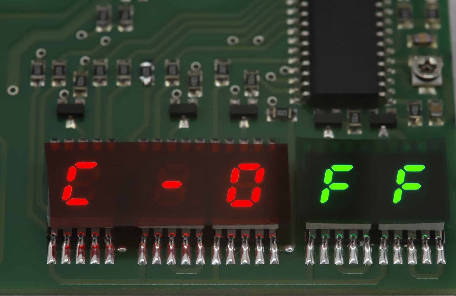 Premium-Hifi-Zähler mit zweifarbiger Folie, wie bei der Revox A700 Premium-Hifi-Zähler mit zweifarbiger Folie, wie bei der Revox A700