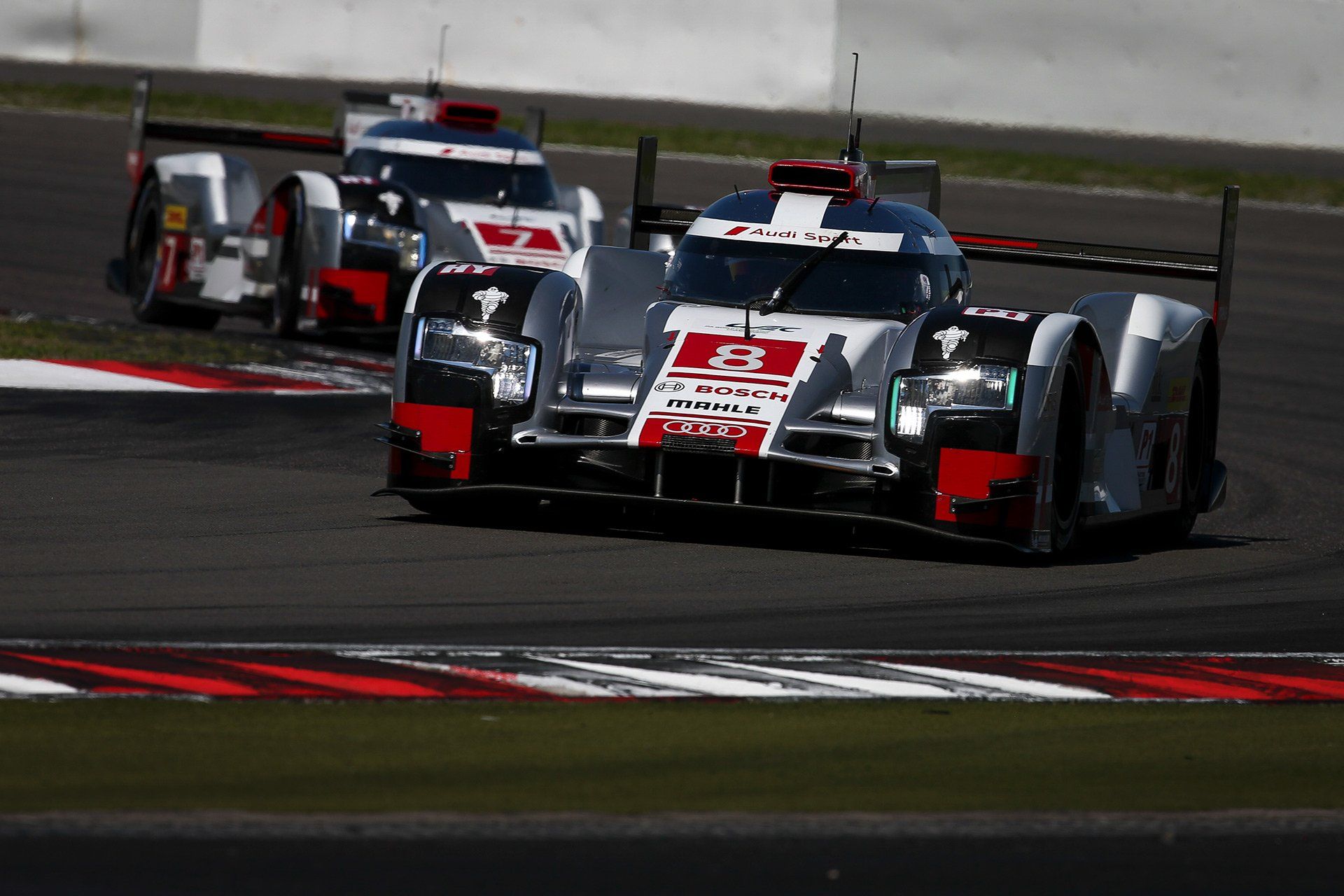 LMP1 R18 e-tron quattro (8) of Audi Sport (driver line-up: French Loic Duval / Brazilian Lucas di Grassi / British Oliver Jarvis) ahead of team-mate LMP1 R18 e-tron quattro (7) of Audi Sport (driver line-up: Swiss Marcel F?ssler / German Andre Lotterer / French Benoit Treluyer) during the FIA World Endurance Championship (WEC) 6 hours race at the Nuerburgring, Germany, 30 August 2015. Photo: David Ebener/fototronik.de *** Stichworte *** WEC, World Endurance Championship, Motorsport, Sport, Nuerburg, Nuerburgring, race, track, sechs 6 Stunden vom Nürburgring, six 6 Hours of Nürburgring, 6h, Federation Internationale de l'Automobile, LeMans, Le Mans, LMS, LMES, Prototypen, Rennwagen, Prototypes, Endurance, Rheinland-Pfalz