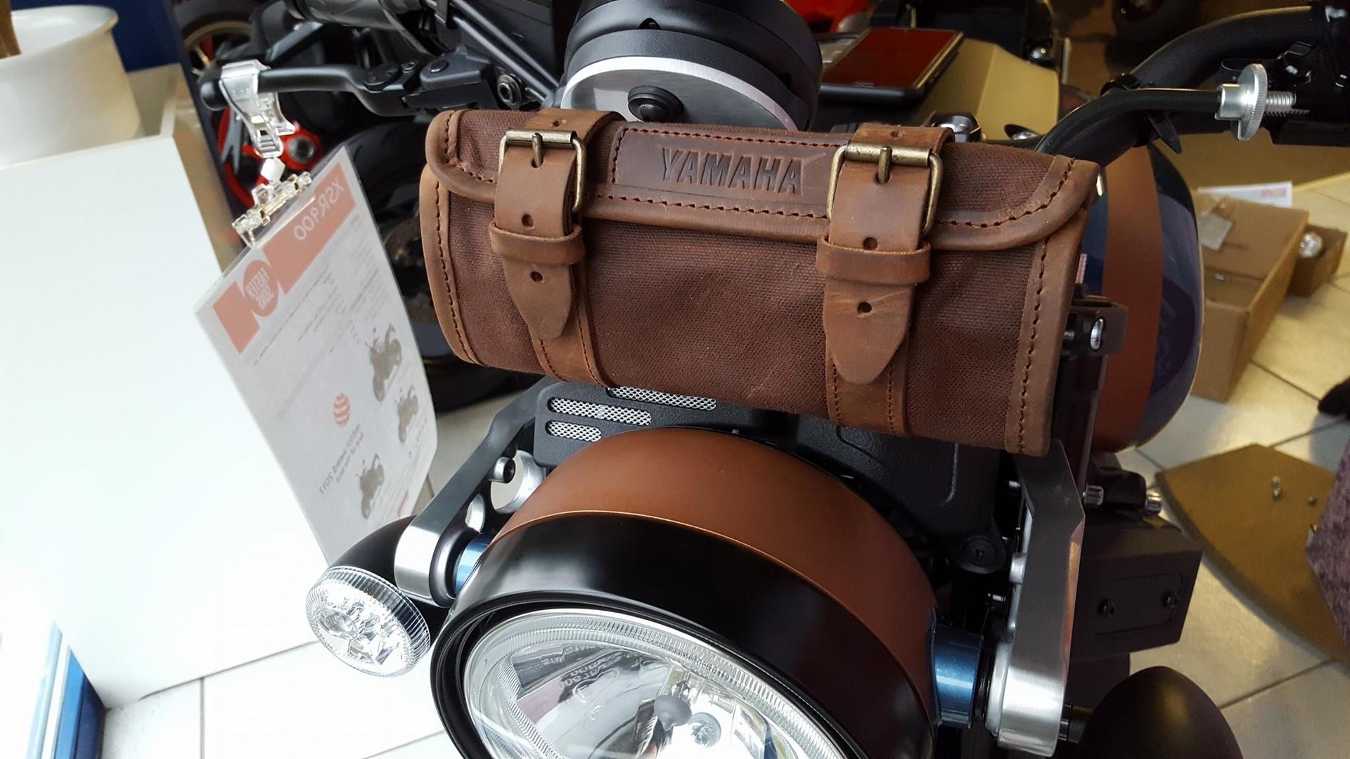 Detailansicht von Folierung an Yamaha XSR700.