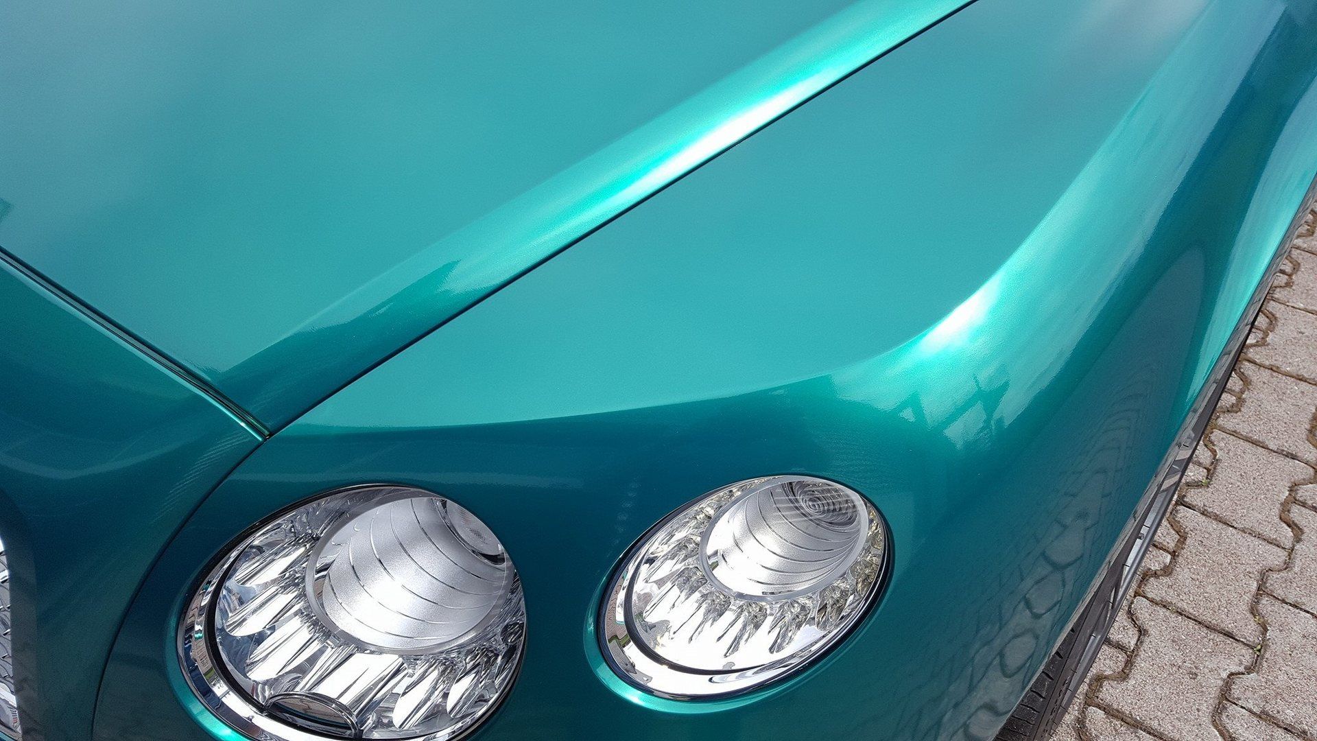 Bentley Continental GT Number 9 Edition mit Folierung / Carwrapping in der Detailansicht.