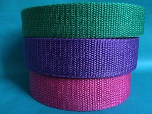 Bauchladenstoff rote Totenköpfe Bauchladenstoff rote Totenköpfe