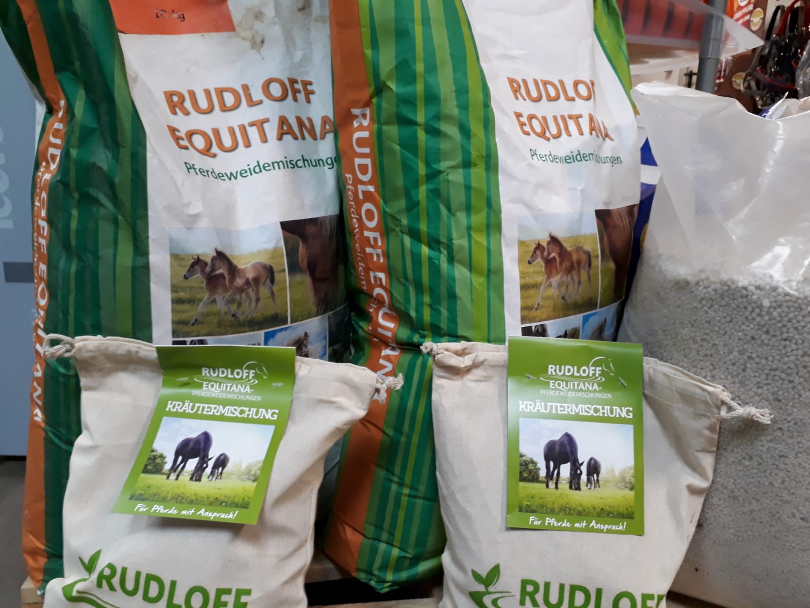 Saaten / Saatgut Pferdeweide