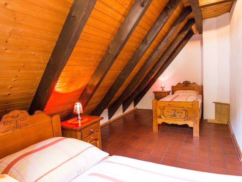 Kleines Schlafzimmer Ferienhof Hohe in der Ferienwohnung Hohle Kirche Fränkische Schweiz