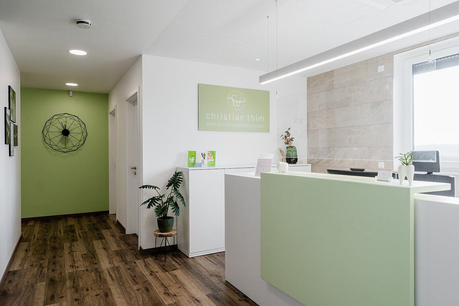 Willkommen in der Praxis für Zahnheilkunde Christian Thim Erlensee moderne Zahnarztpraxis Erlensee Zahnarzt