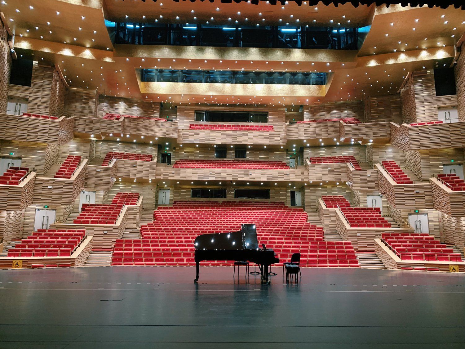 Langfang Grand Thetaer