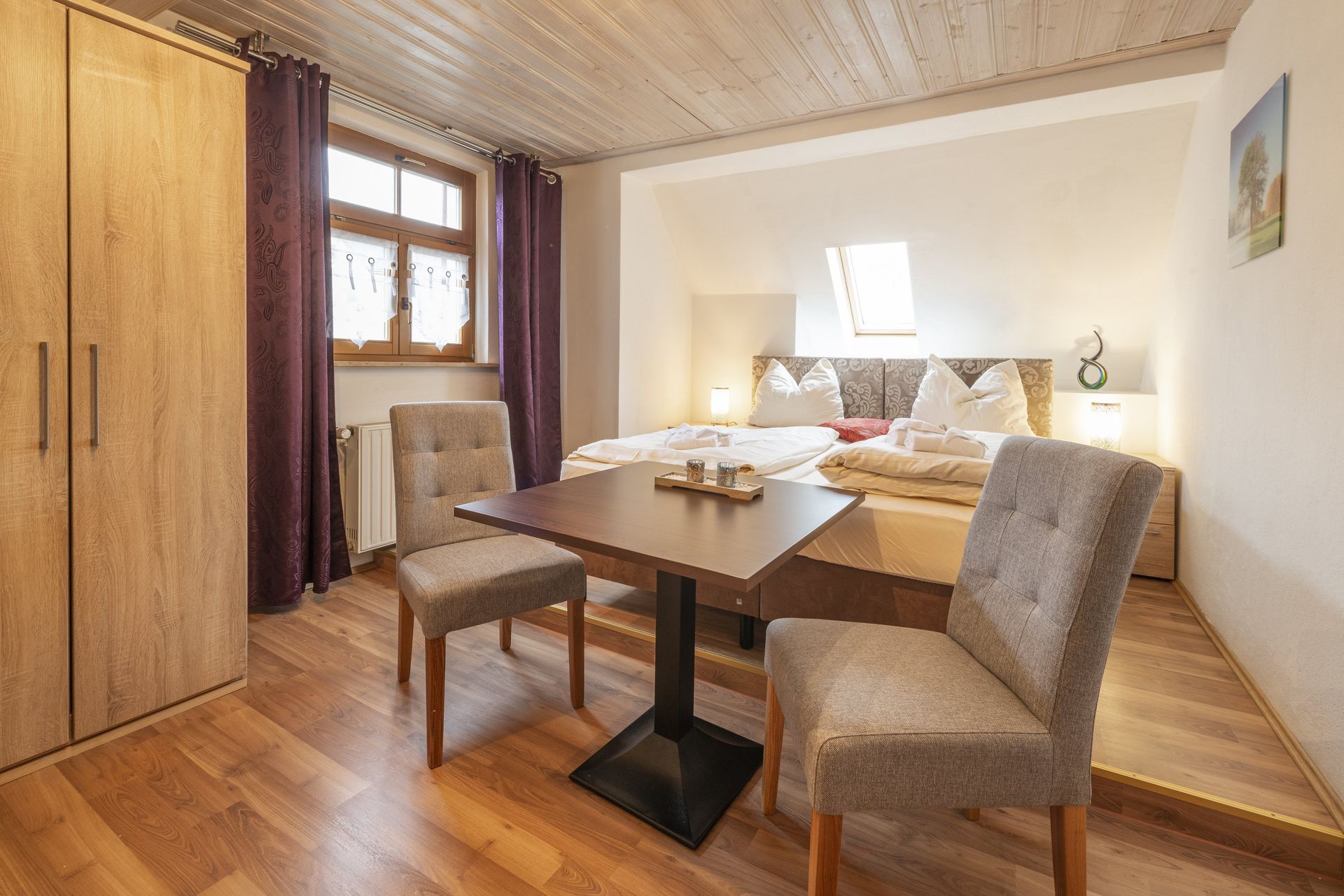 Bild vom Burgblickzimmer vom Landhotel-Gasthof Stern
