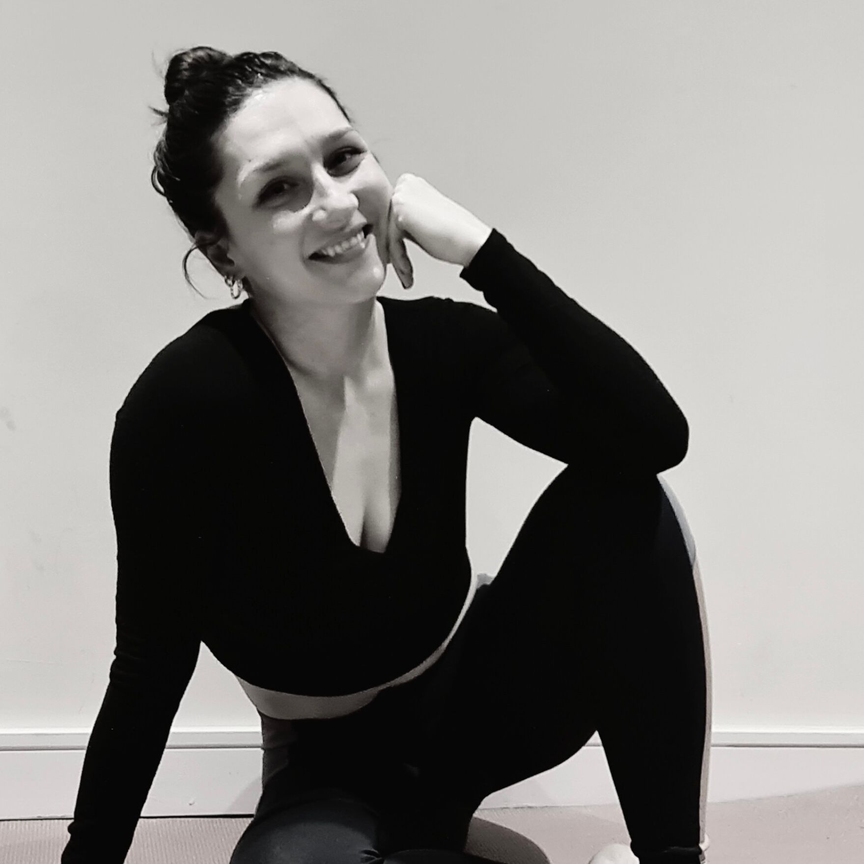 Clemence Besnardeau, Sports Massage, Yoga and Pilates.