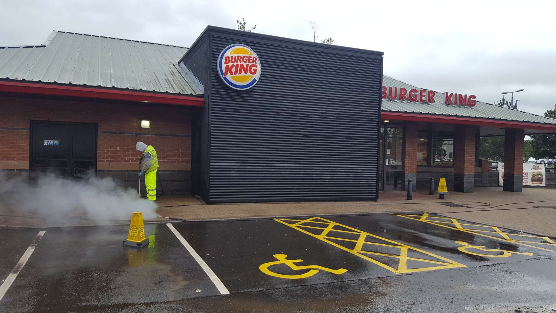 Commercial car park cleaning