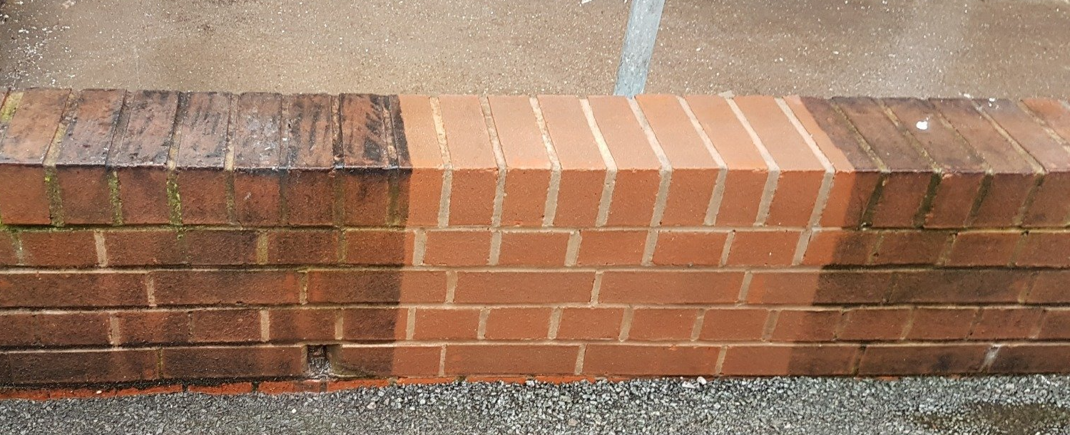 Steam cleaning brickwork