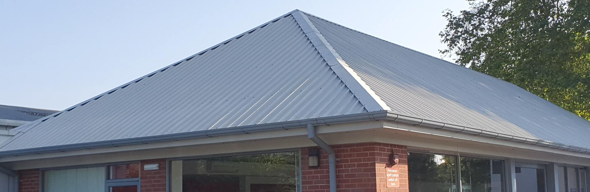 Commercial car showroom roof after cleaning