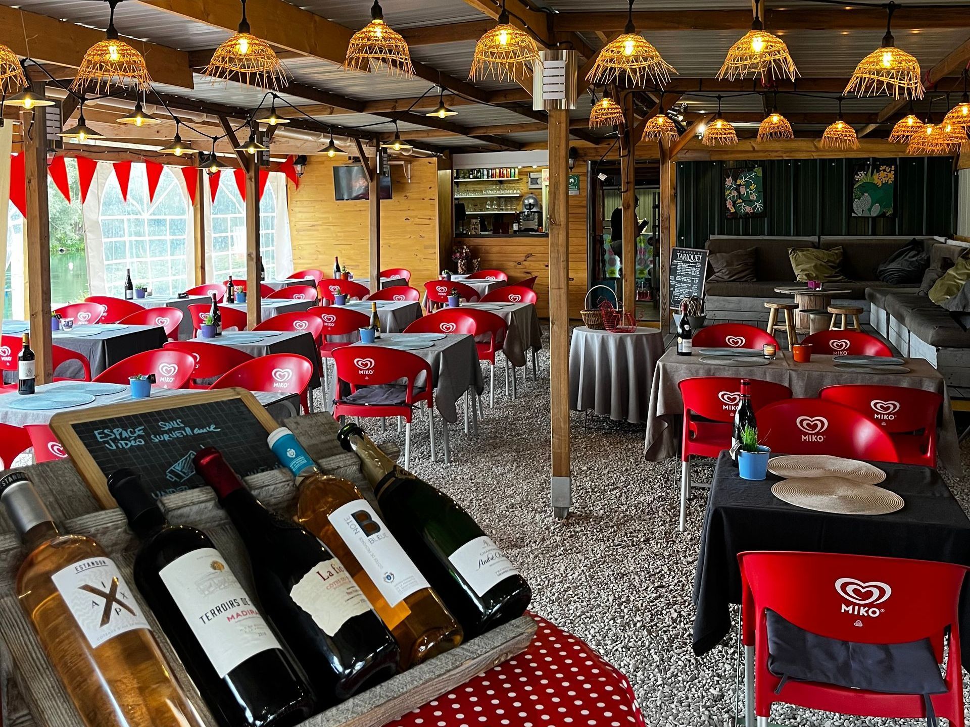 restaurant open air
