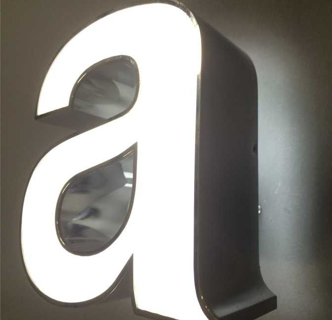 ILLUMINATED INDIVIDUAL LETTER WITH BACK AND FACE LIGHTED ACCENTED BY HIGH POLISHED RETURNS (EDGES) FEATURES LED LIGHTING