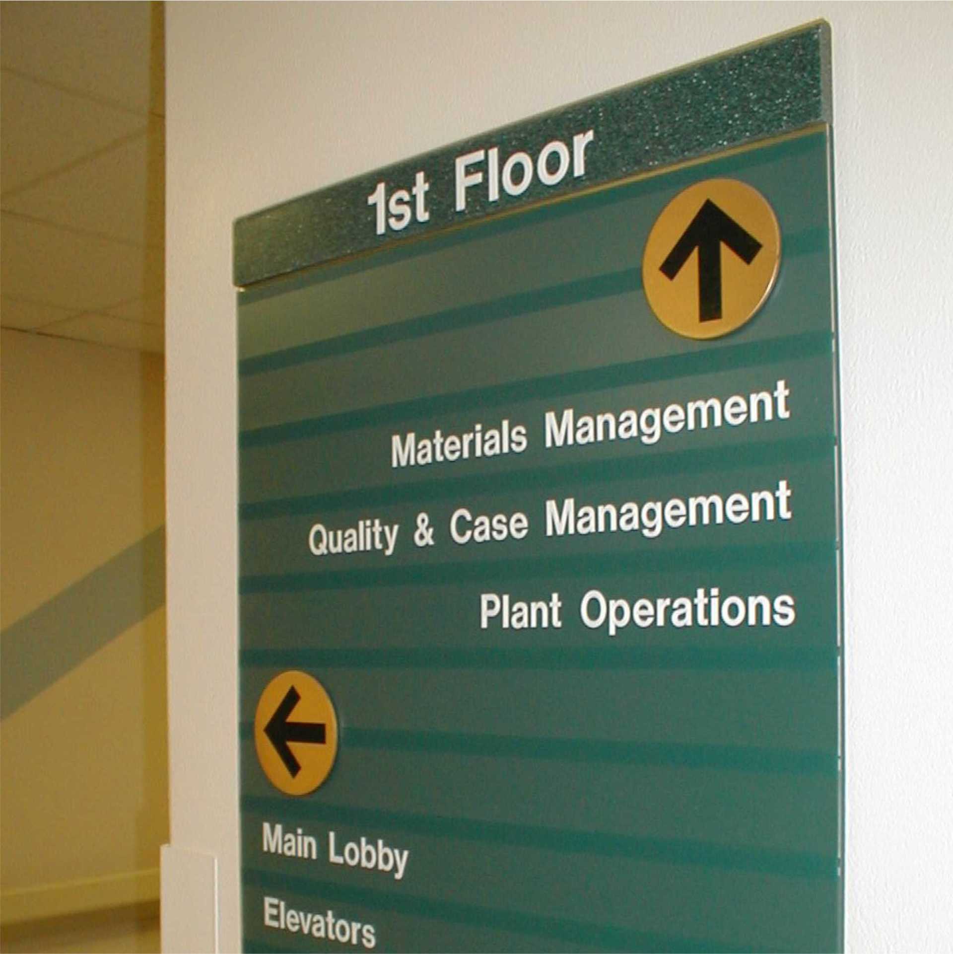 LINEAR SERIES Options Include: Headers/Footers As Corian, Wood, Metal & Acrylics Shown With Corian, Multiple Strip Inserts As A Driectional Unit Typical Applications: Directories/Directionals Room & Area Identification Various Configurations And Mounting Available