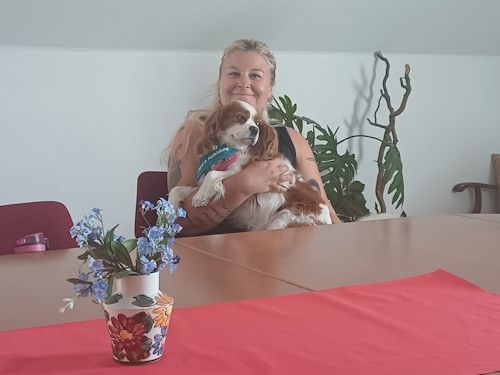 Sommerkurs 2025 TRAINING SACRED DOG Teilnehmende Menschen und Hunde Bild 49