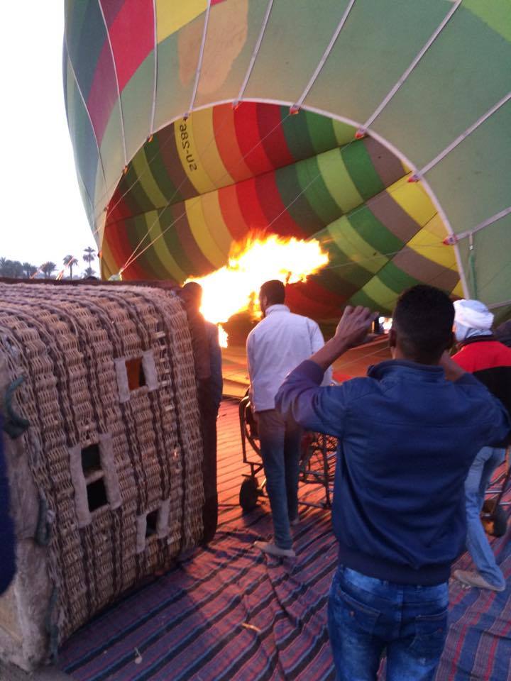 Sonnenaufgang über Tal Der Könige