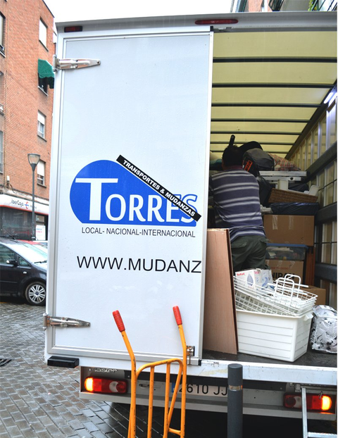 Empresa de Mudanzas Torres Madrid Portes Nacionales Baratos económicas precios profesionales guardamuebles baratos particulares montaje desmontaje furgonetas camiones mostoles alcorcon alcobendas getafe leganes pinto Parla
