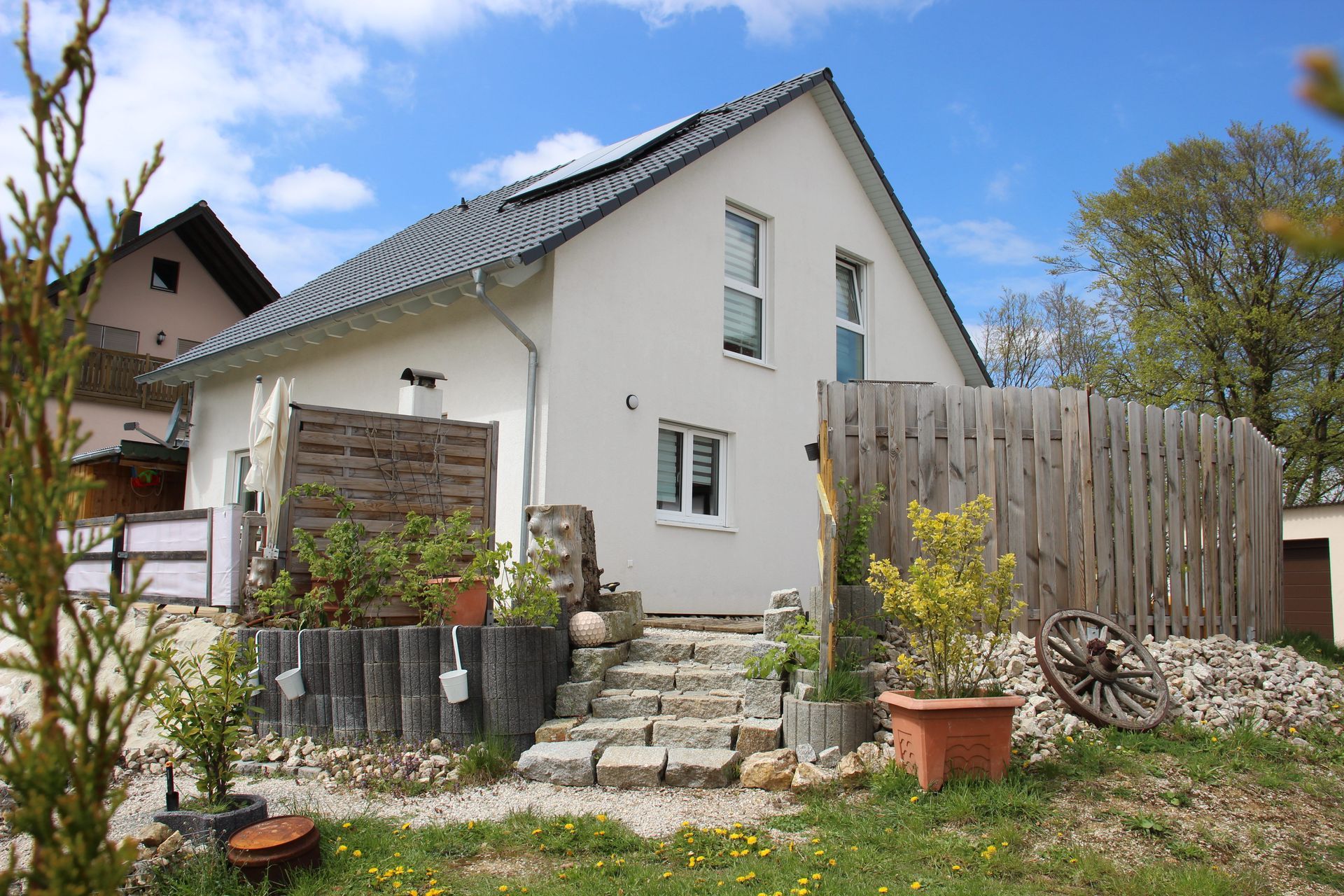 Einfamilienhaus, Makler, Immobilienmakler, Haus kaufen, Haus verkaufen, Wohnung kaufen, Wohnung verkaufen, Immobilienmakler Nürnberger Land, Immobilienmakler Mittelfranken, Maklerin mit Herz, Immobilienbewertung, Immobilienwertermittlung