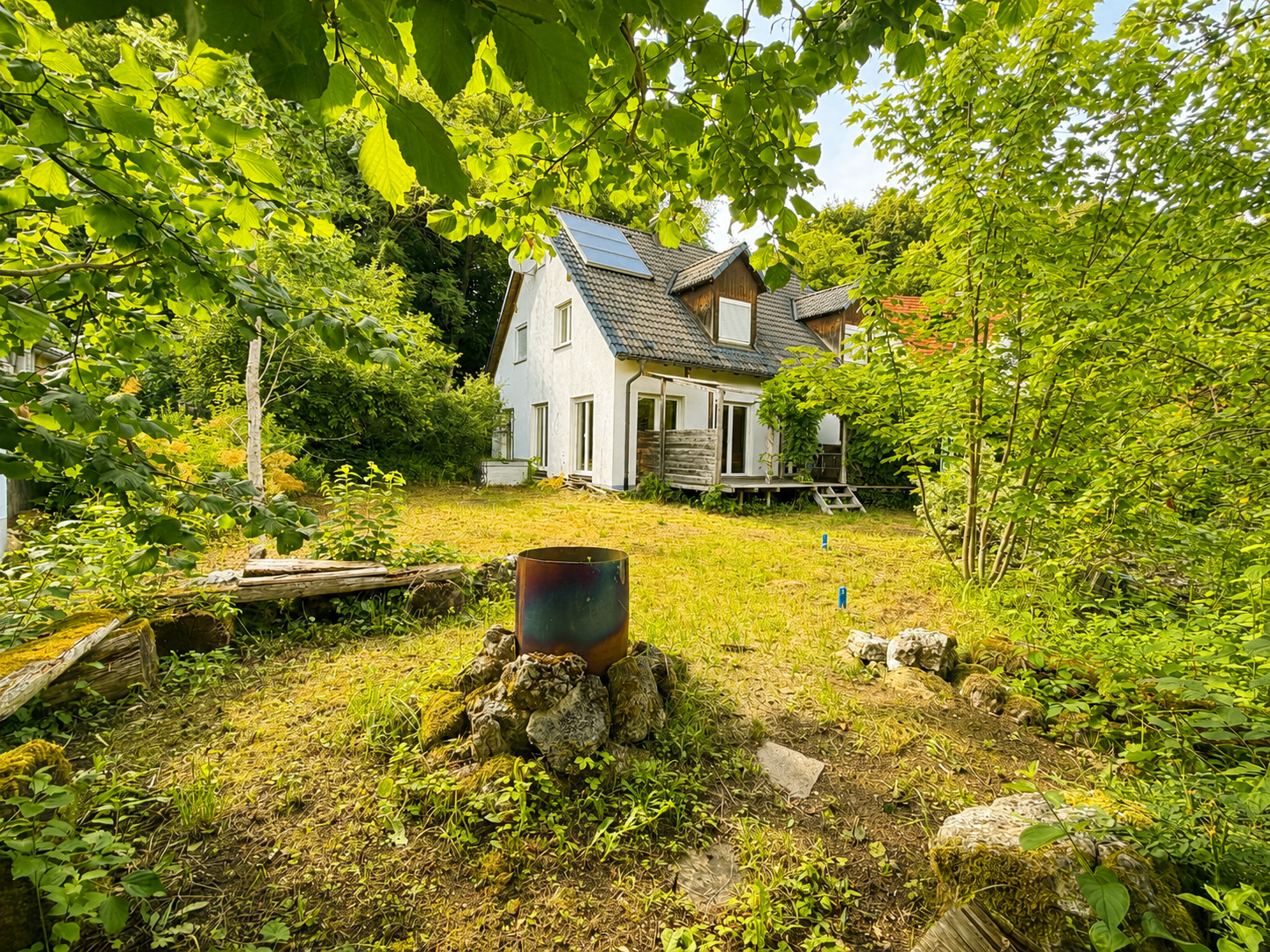 Haus kaufen, Haus verkaufen, Immobilie kaufen, Immobilie verkaufen, Wohnung kaufen, Wohnung verkaufen, Immobilienmakler, Immobilienmakler Mittelfranken, Immobilienmakler Oberfranken, Immobilienmakler Oberpfalz, Sanierungsobjekt, Handwerker, Einfamilienhaus, Alleinlage, Engel und Völkers, von Poll, Sollmann und Zagel, Dächer über Köpfe, Schweidler Immobilien, Schaller, Alexander Groß