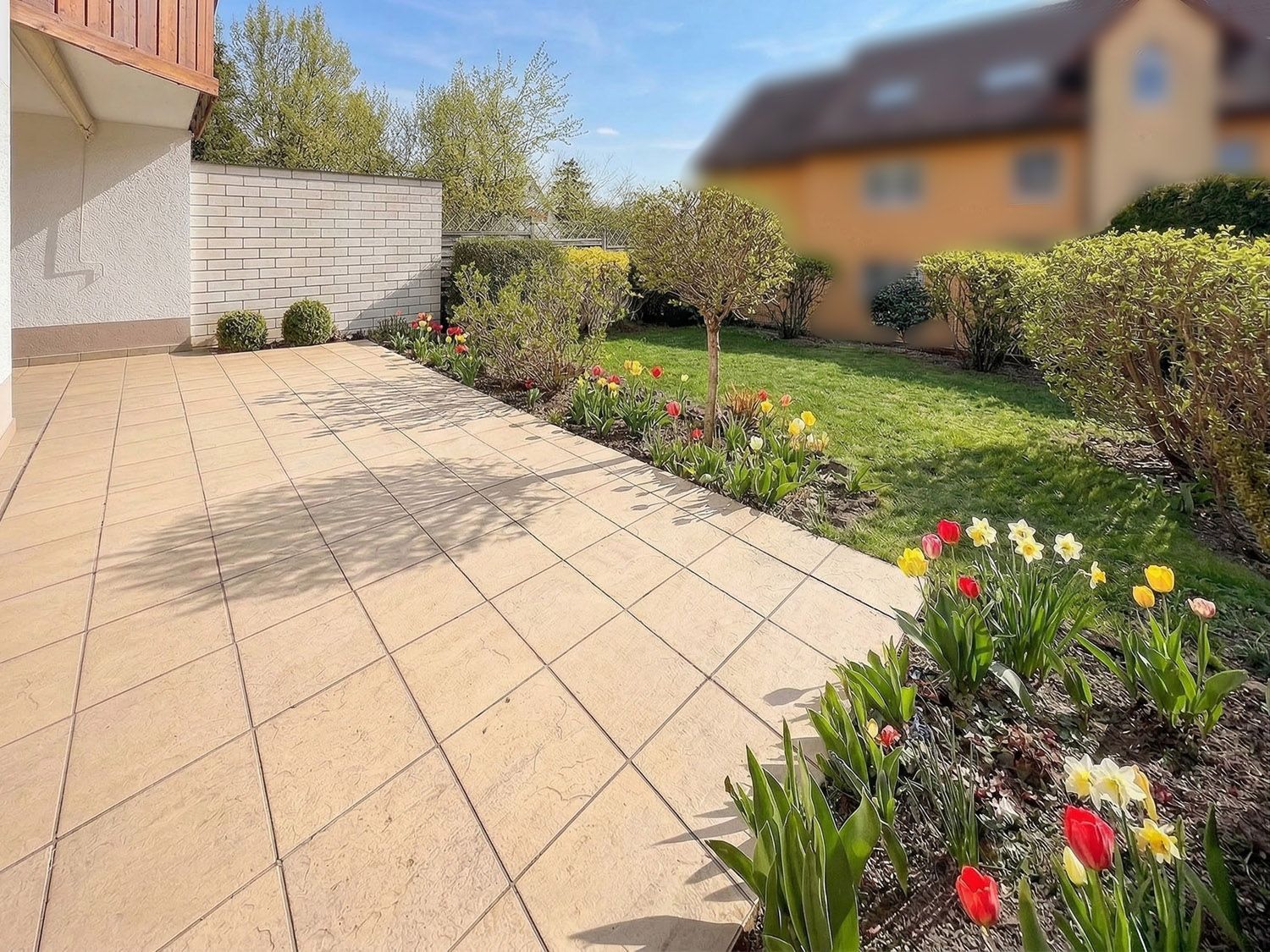 Haus kaufen, Haus verkaufen, Immobilie kaufen, Immobilie verkaufen, Wohnung kaufen, Wohnung verkaufen, Immobilienmakler, Immobilienmakler Mittelfranken, Immobilienmakler Oberfranken, Immobilienmakler Oberpfalz, Sanierungsobjekt, Handwerker, Einfamilienhaus, Alleinlage, Engel und Völkers, von Poll, Sollmann und Zagel, Dächer über Köpfe, Schweidler Immobilien, Schaller, Alexander Groß