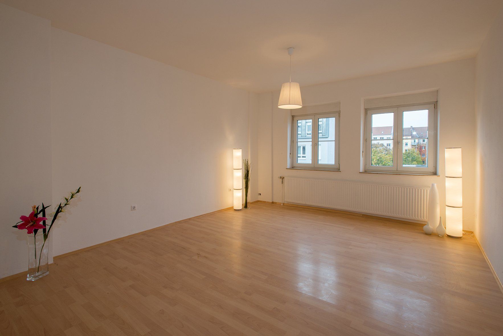 Immobilienmakler, Immobilienvertrieb, Hausverkauf, Wohnungsverkauf, Grundstücksverkauf, Immobilienbewertung, Immobilienmakler Nürnberger Land