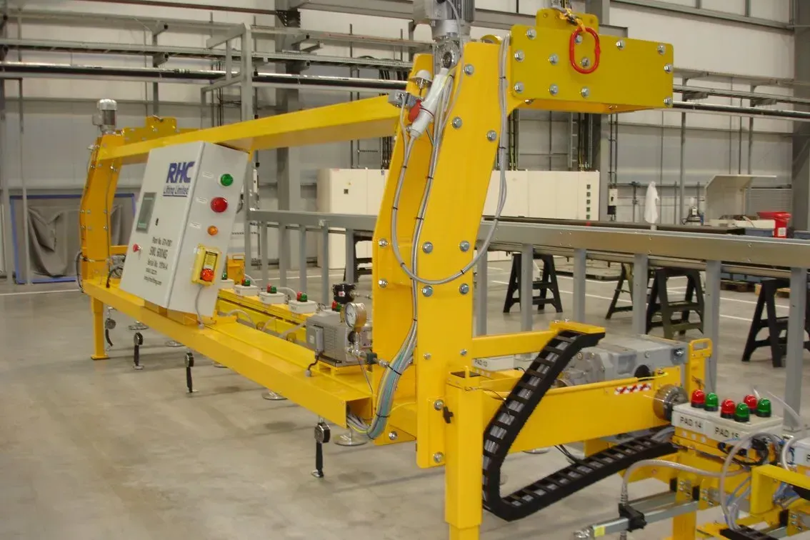 A side angle view of a composite vacuum lifting beam