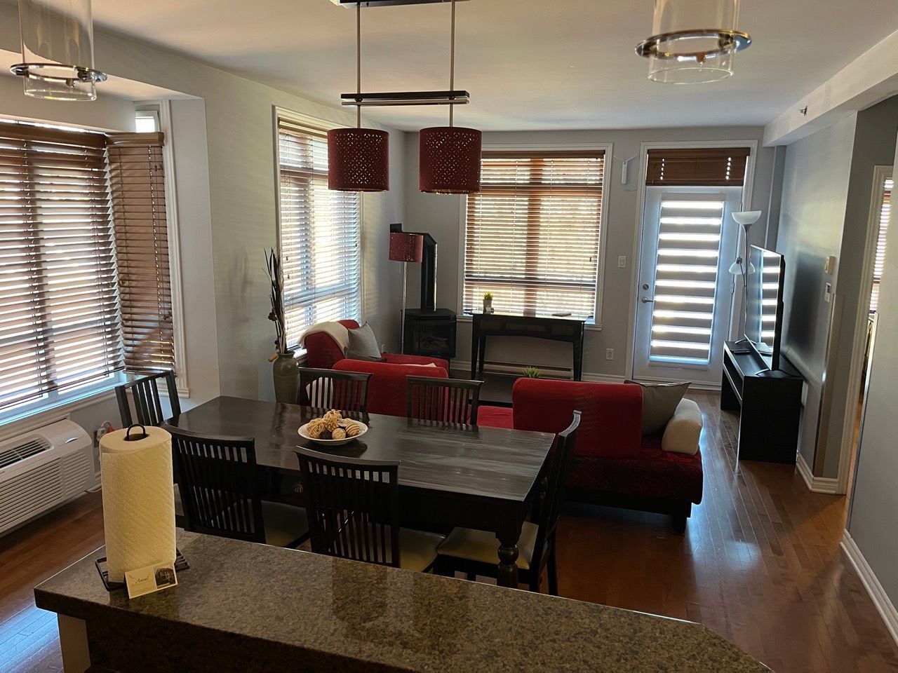 SUNSET SUITE 403 ApparthôtelMontréal
CITQ 222512
ApartHotelMontreal