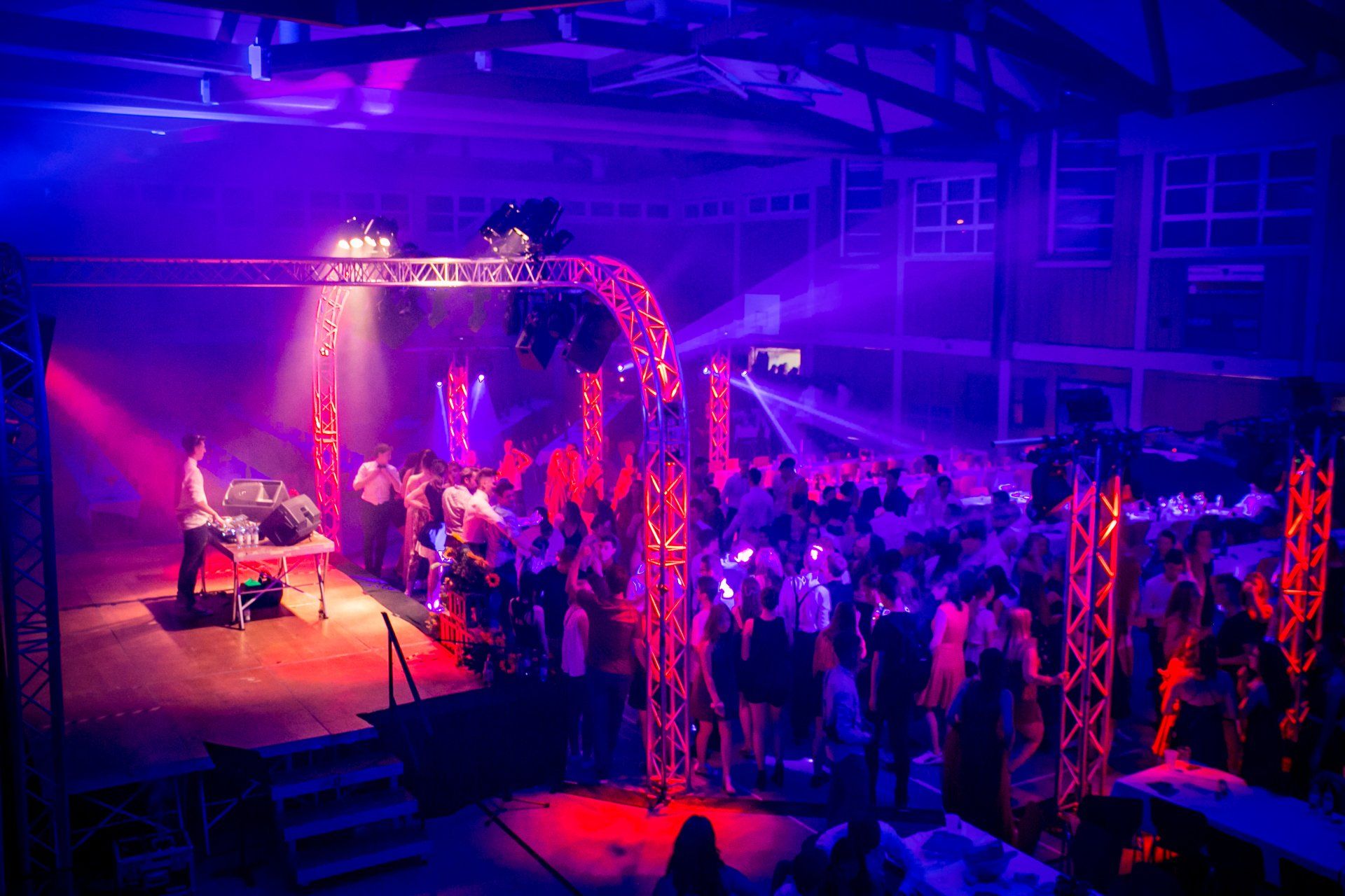 Lichtdesign von TH Laser bei Firmenfeier