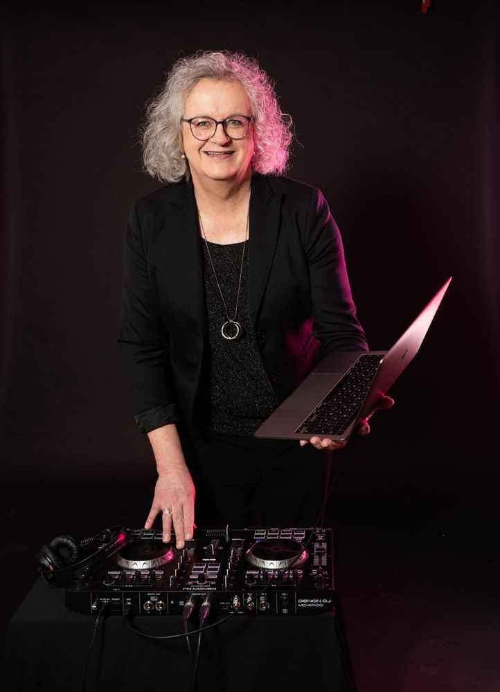 Pianistin & DJane Laura Schaible aus Hüttlingen bei Aalen