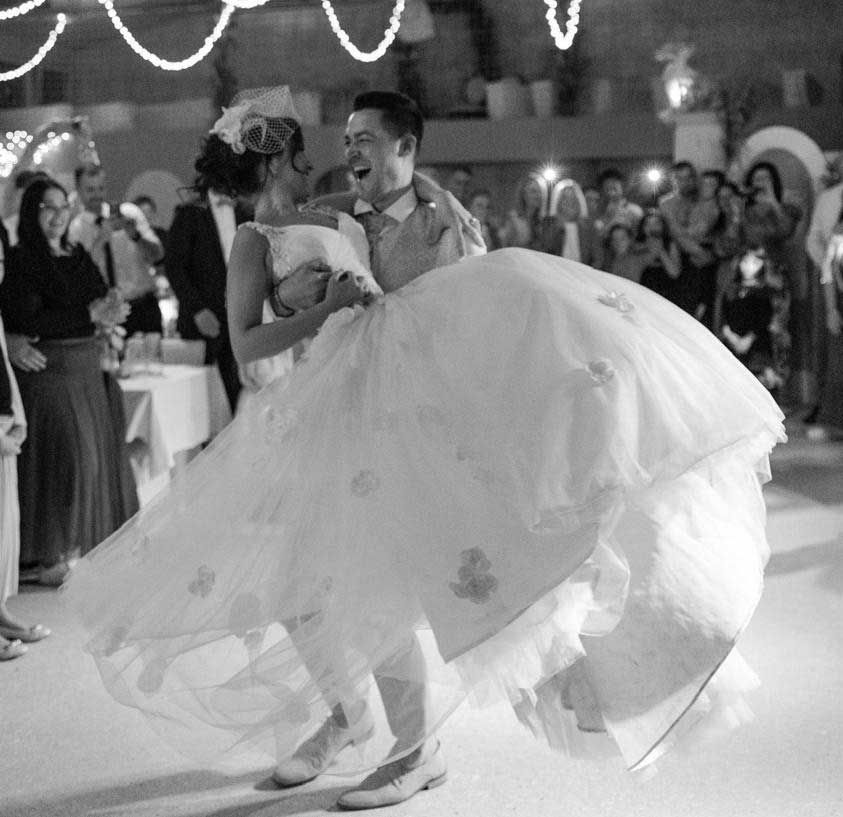 Brautpaar beim grandiosen Hochzeitstanz