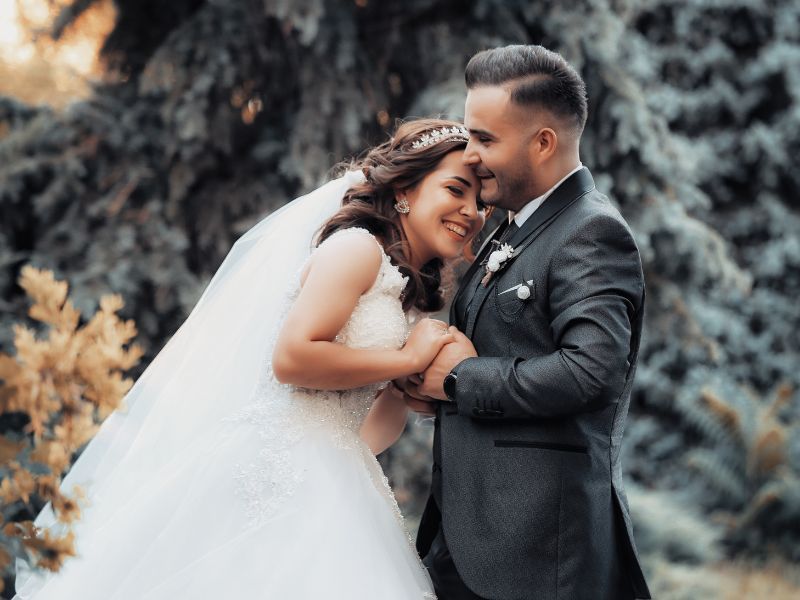 Hochzeit DJ Stuttgart - Lächelndes Brautpaar