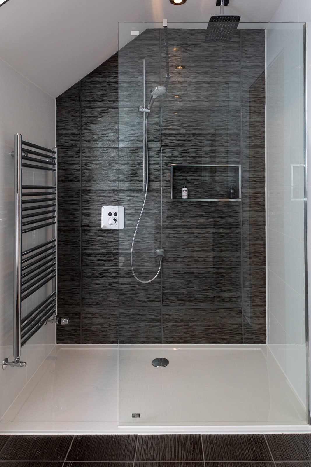 Shower enclosure