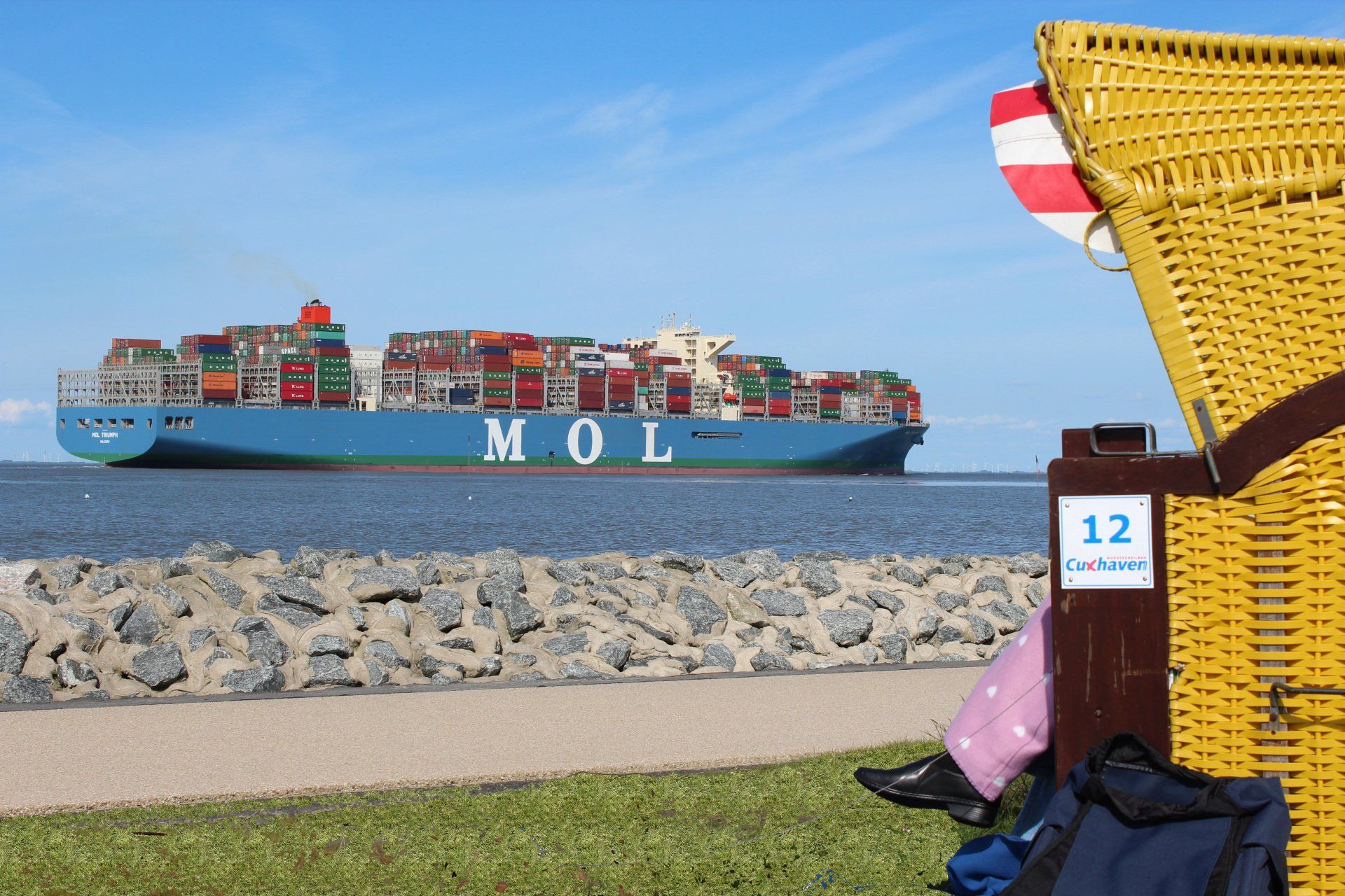 Shipspotter Ihr Platz am Strand in Cuxhaven Shipspotter Platz Cuxhaven am Strand