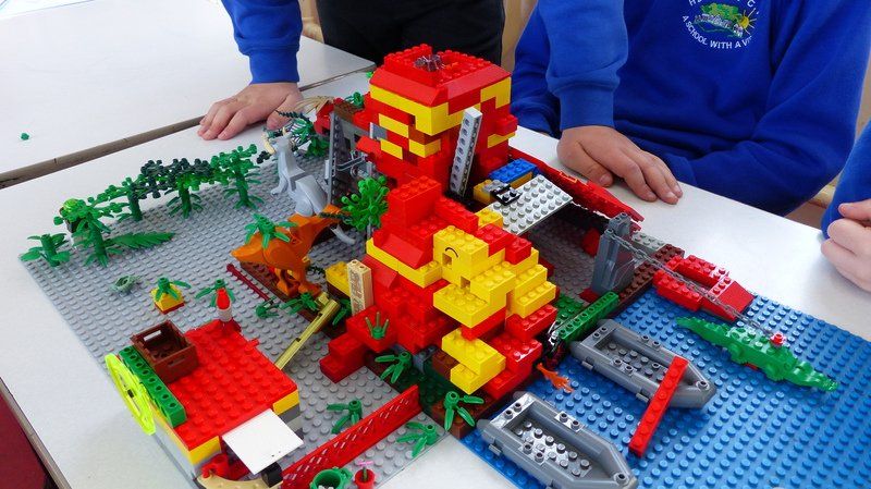 Lego Building an erupting volcano. Levers and linkages.