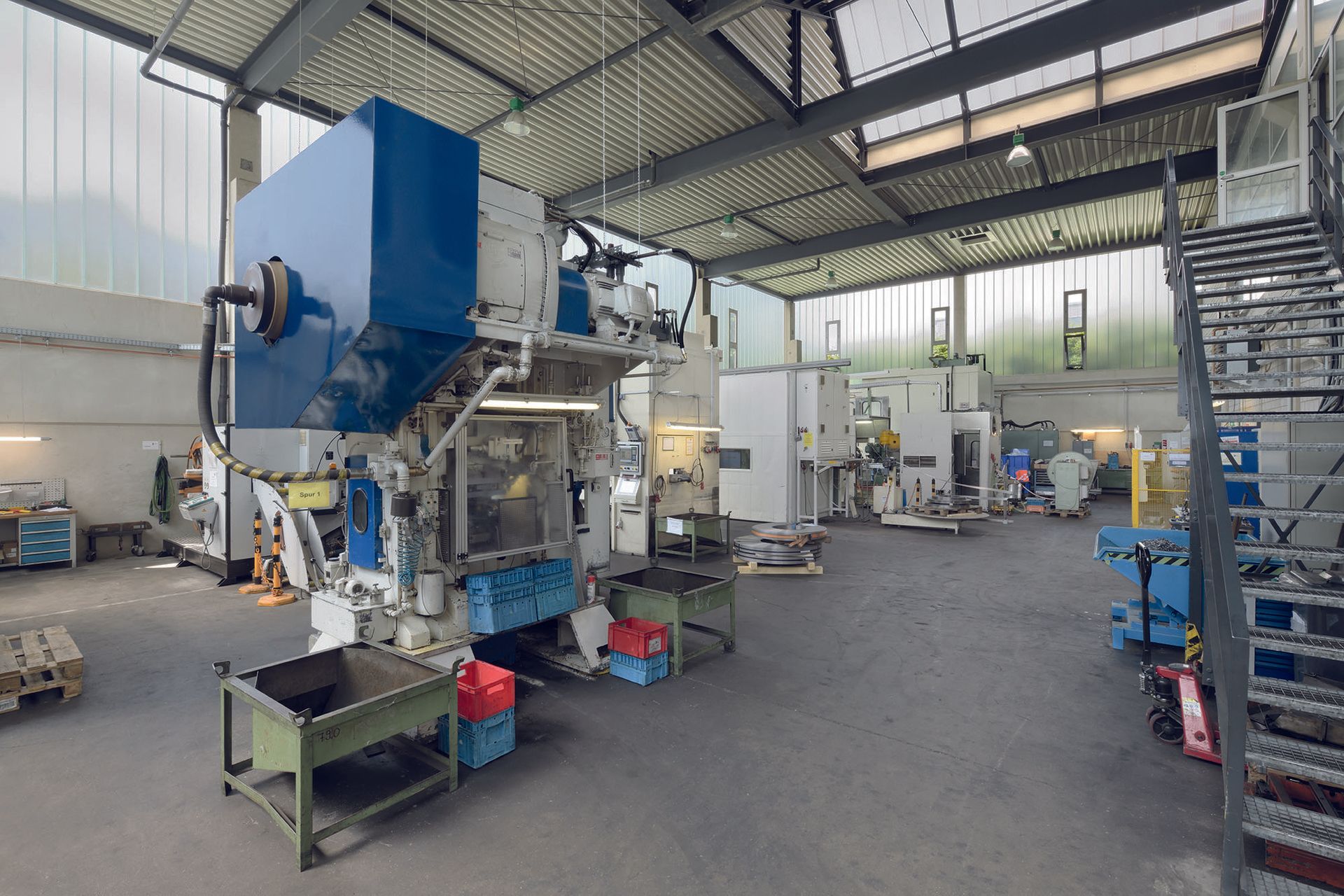 Produktionshalle bei S. Bernhard