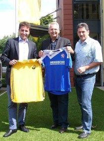 Unser Geschäftsführer Sascha Albiez mit Dr. Hans-Dieter Drewitz, Präsident des SWFV, Michael Monath, Geschäftsführer des SWFV