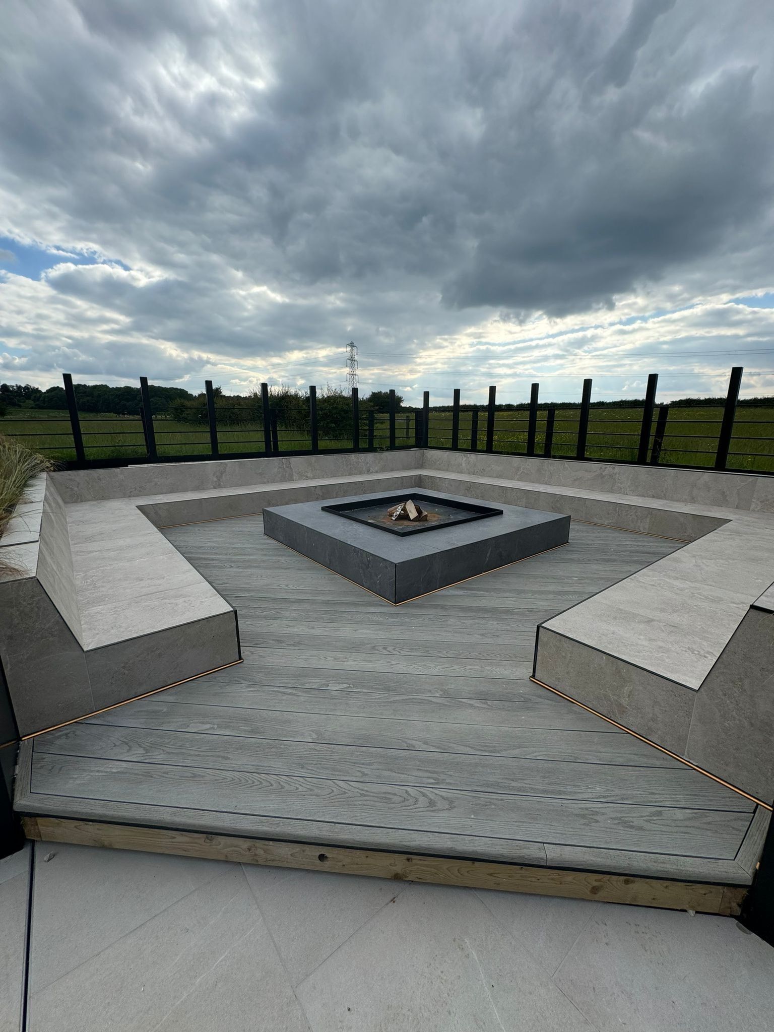 Nottingham la mansion outdoor seating area next to firepit