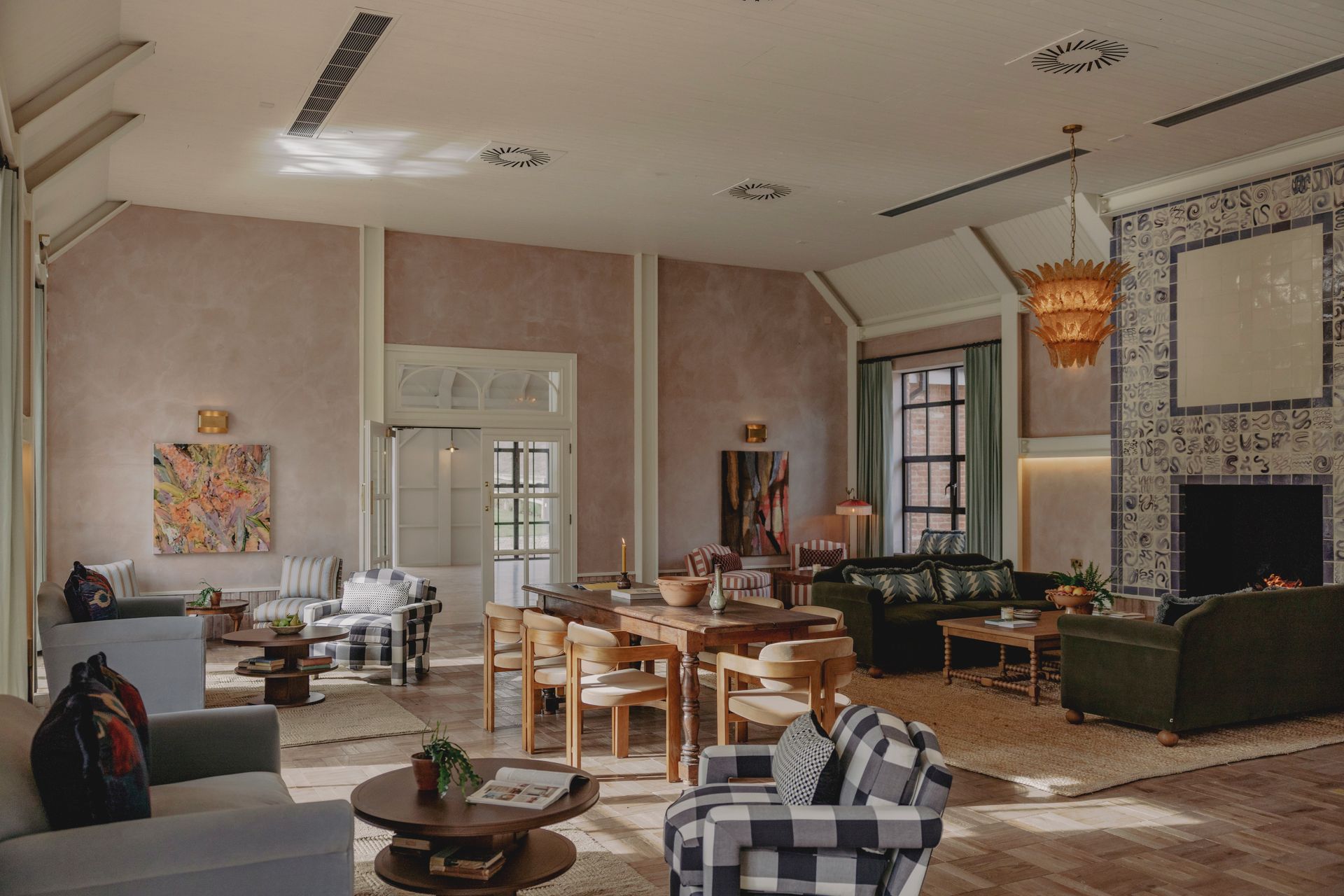 Seating area in golf lodge