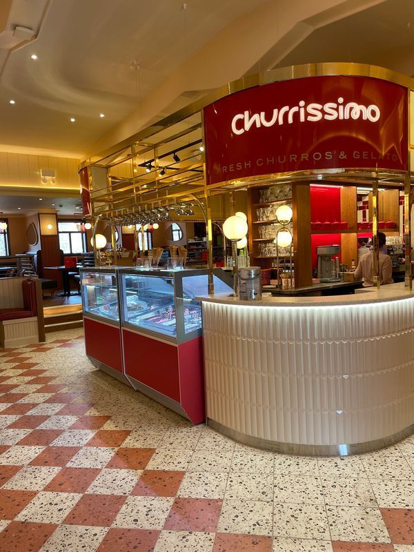 Di maggios food bar with kitkat tiles on the till