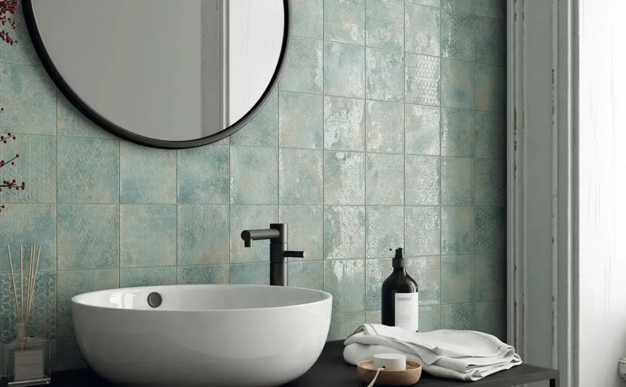 Feature wall using toyko square as a backslpash