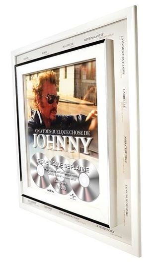 Johnny Hallyday, on a tous quelque chose de johnny, triple disque de platine