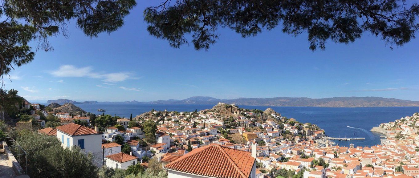Pefko House, deluxe, VIP, private holiday house rental on Hydra Island Greece in Kiaffa.