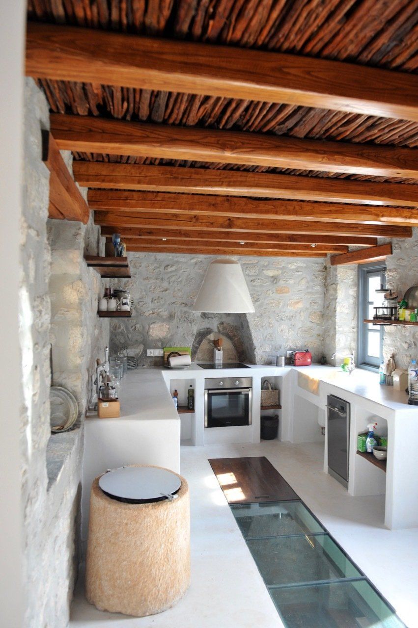 Pefko House, deluxe, VIP, private holiday house rental on Hydra Island Greece in Kiaffa.