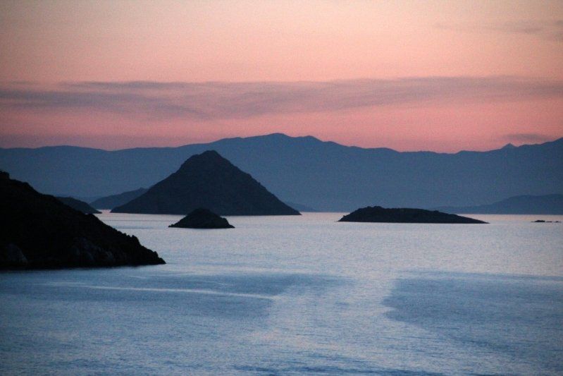 Bisti Beach - beaches on Hydra Island Greece