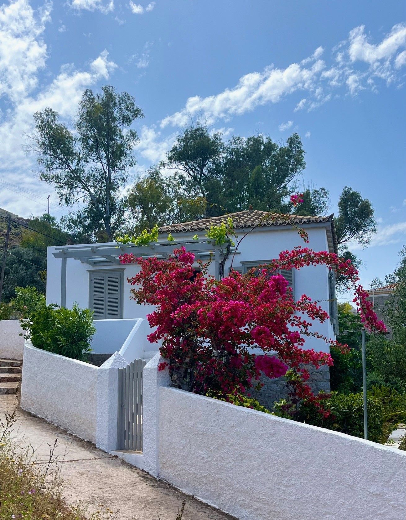 Analypsi House for holiday rentals on Hydra Island Greece. Perfect countryside house for a couple to enjoy wonderful scenery and views.