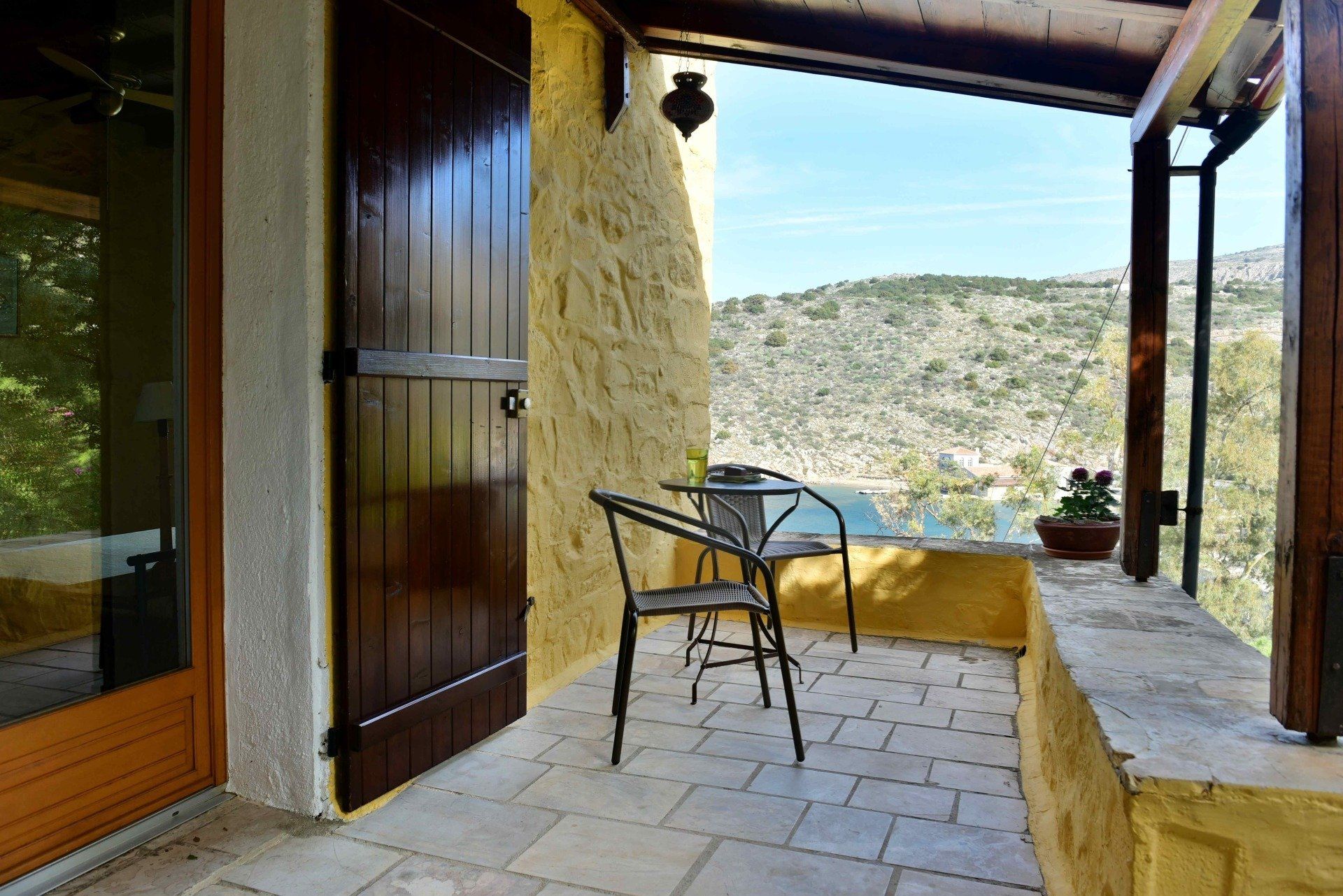 Arbeli House, Hydra holiday house rentals, book with owner via HydraDirect