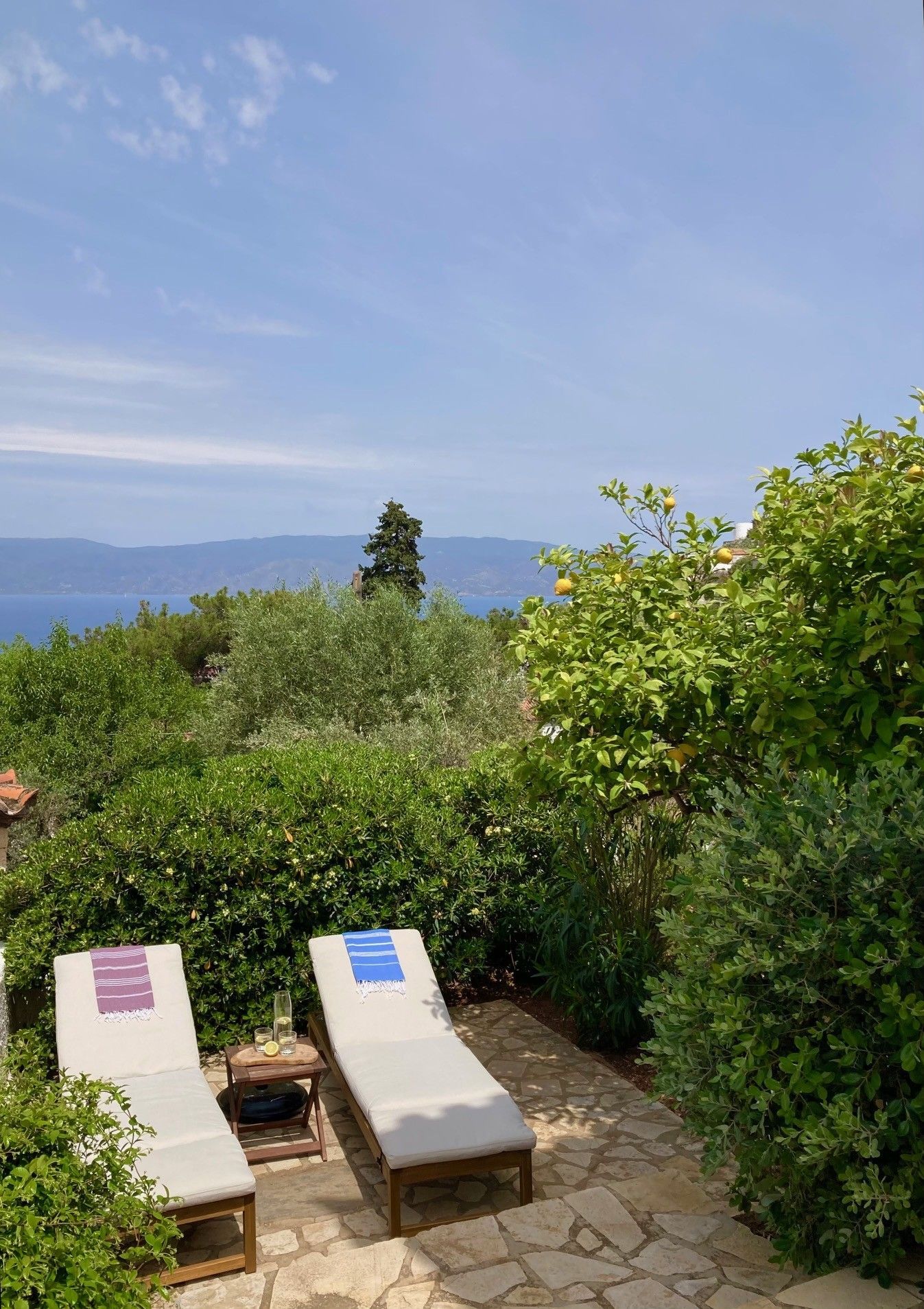 Analypsi House for holiday rentals on Hydra Island Greece. Perfect countryside house for a couple to enjoy wonderful scenery and views.