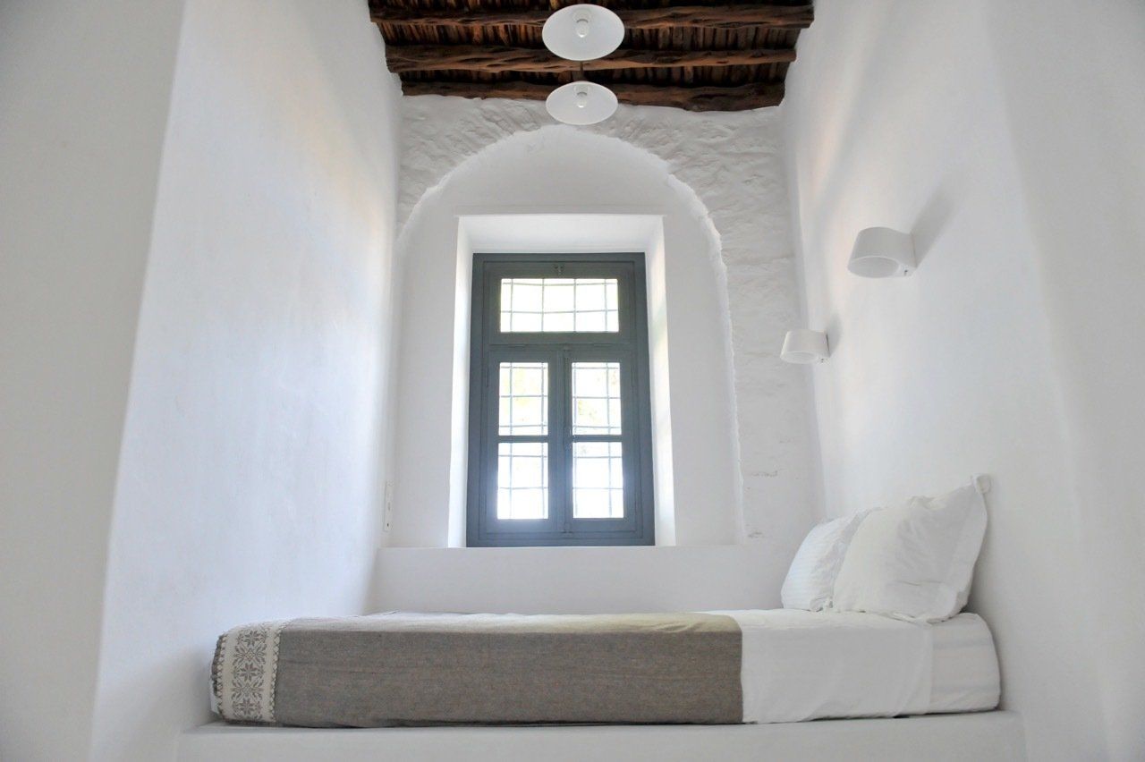 Pefko House, deluxe, VIP, private holiday house rental on Hydra Island Greece in Kiaffa.