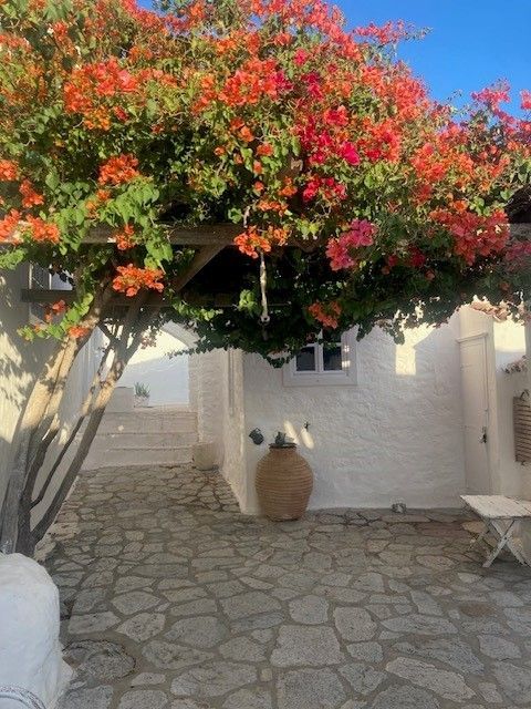 Ina's house to rent on hydra island greece